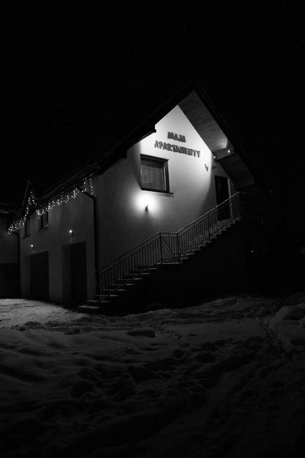 Apartamenty Maja Tylicz Eksteriør billede